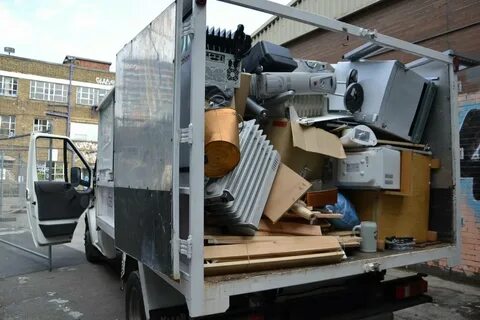 Вывоз смешанного строительного и крупногабаритного мусора